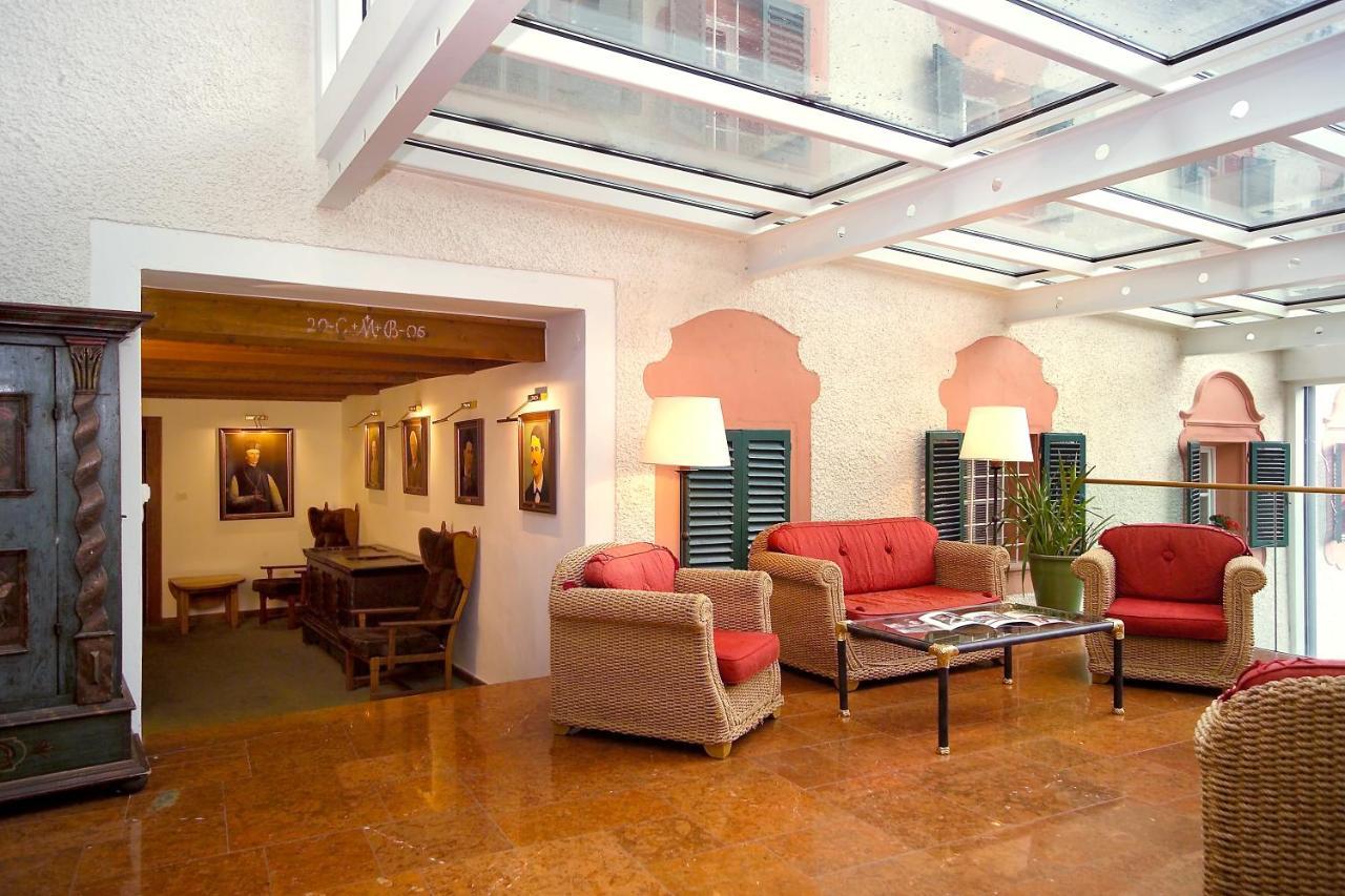 Hotel Lukashansl Hundsdorf エクステリア 写真