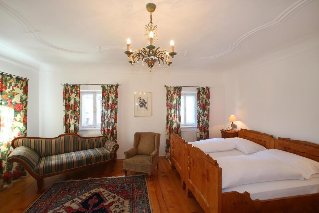 Hotel Lukashansl Hundsdorf エクステリア 写真