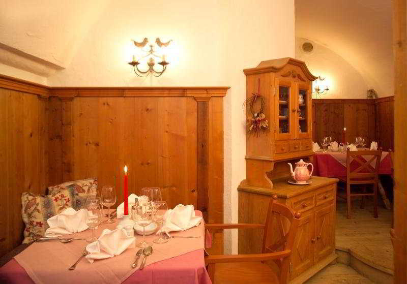 Hotel Lukashansl Hundsdorf エクステリア 写真