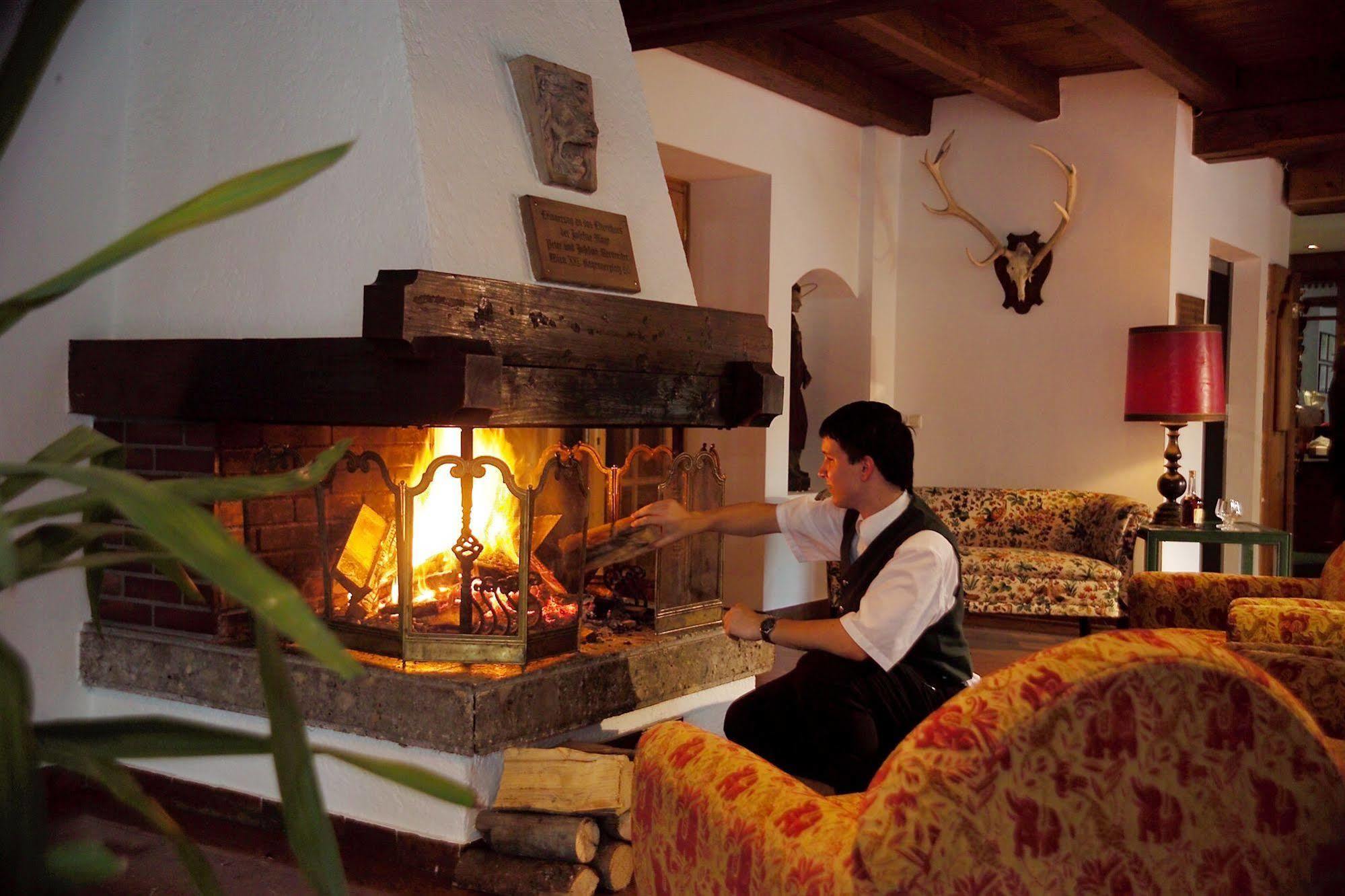 Hotel Lukashansl Hundsdorf エクステリア 写真